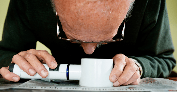 What Age Does Macular Degeneration Start? A Deep Dive