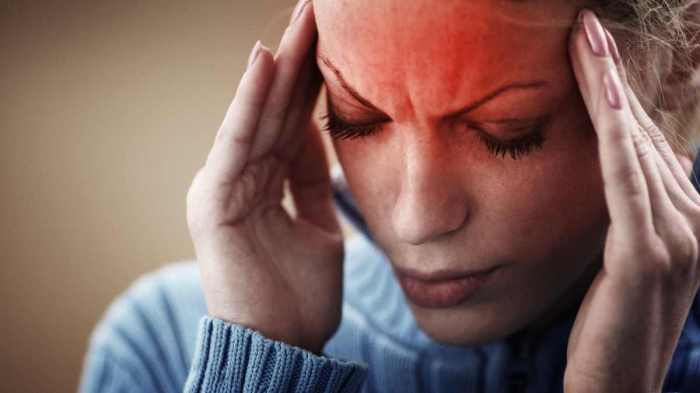 What is This Frontal Headache? Understanding Causes & Relief