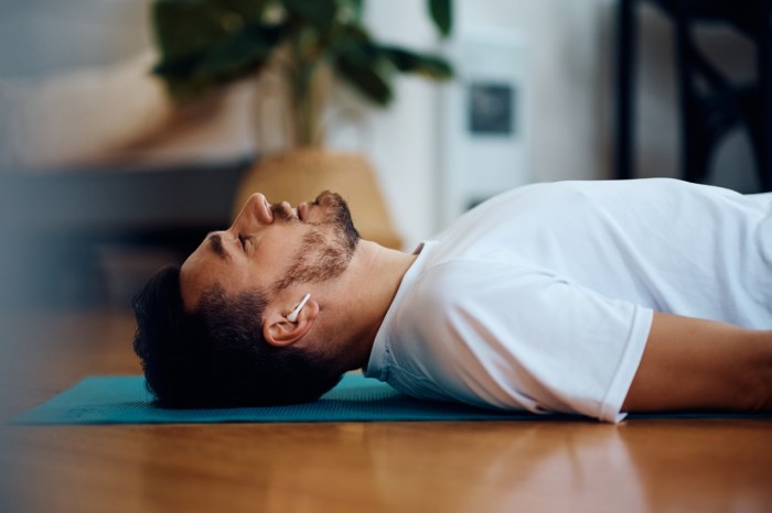 Breathing techniques: helpful benefits and tips Breathing exercises to lower blood pressure