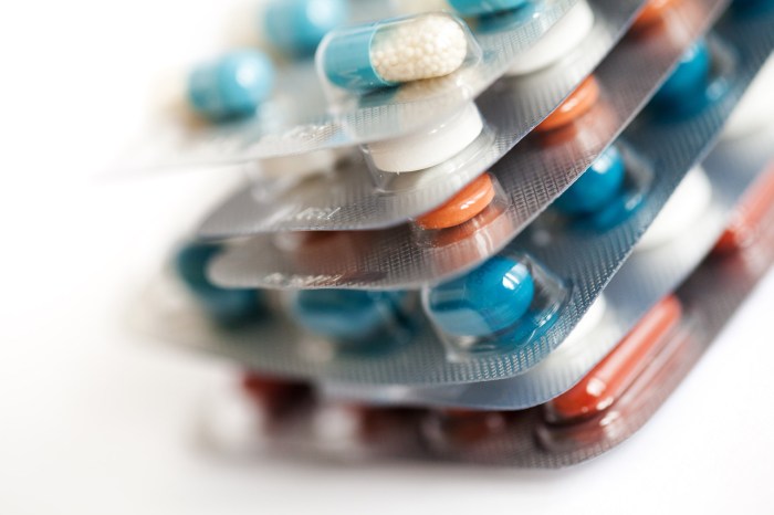 Medical ozone therapy for spine conditions