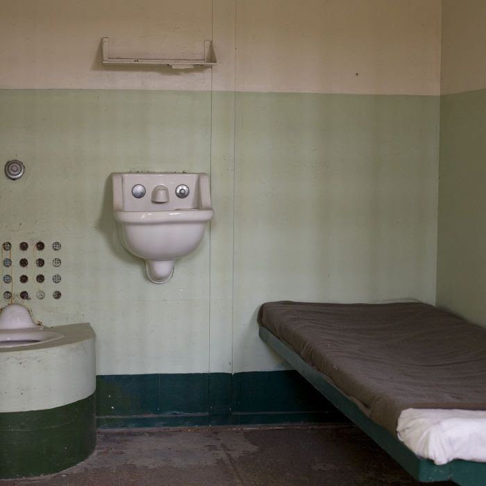 Class-action lawsuit seeks to end Canadian prisons' use of solitary confinement against mentally ... What are solitary pulmonary nodules