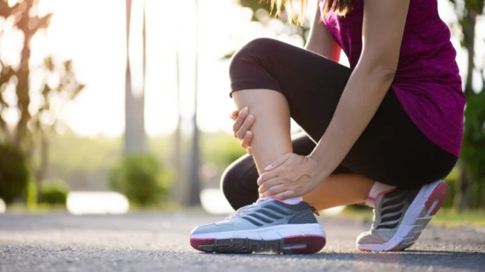 Doctors Explain the Causes of Swollen Ankles + How to Fix | 6 Min. Read Causes of ankle swelling